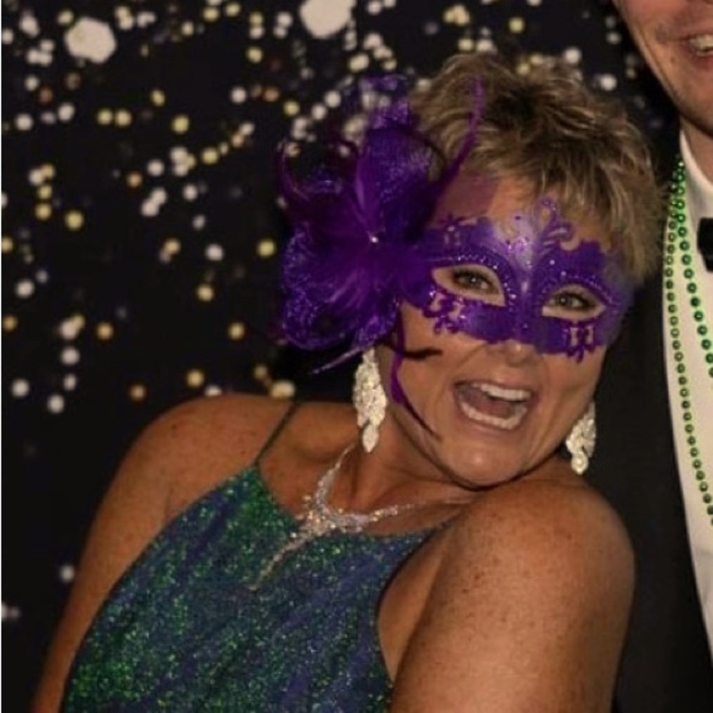 Meet your Posher, Yolanda